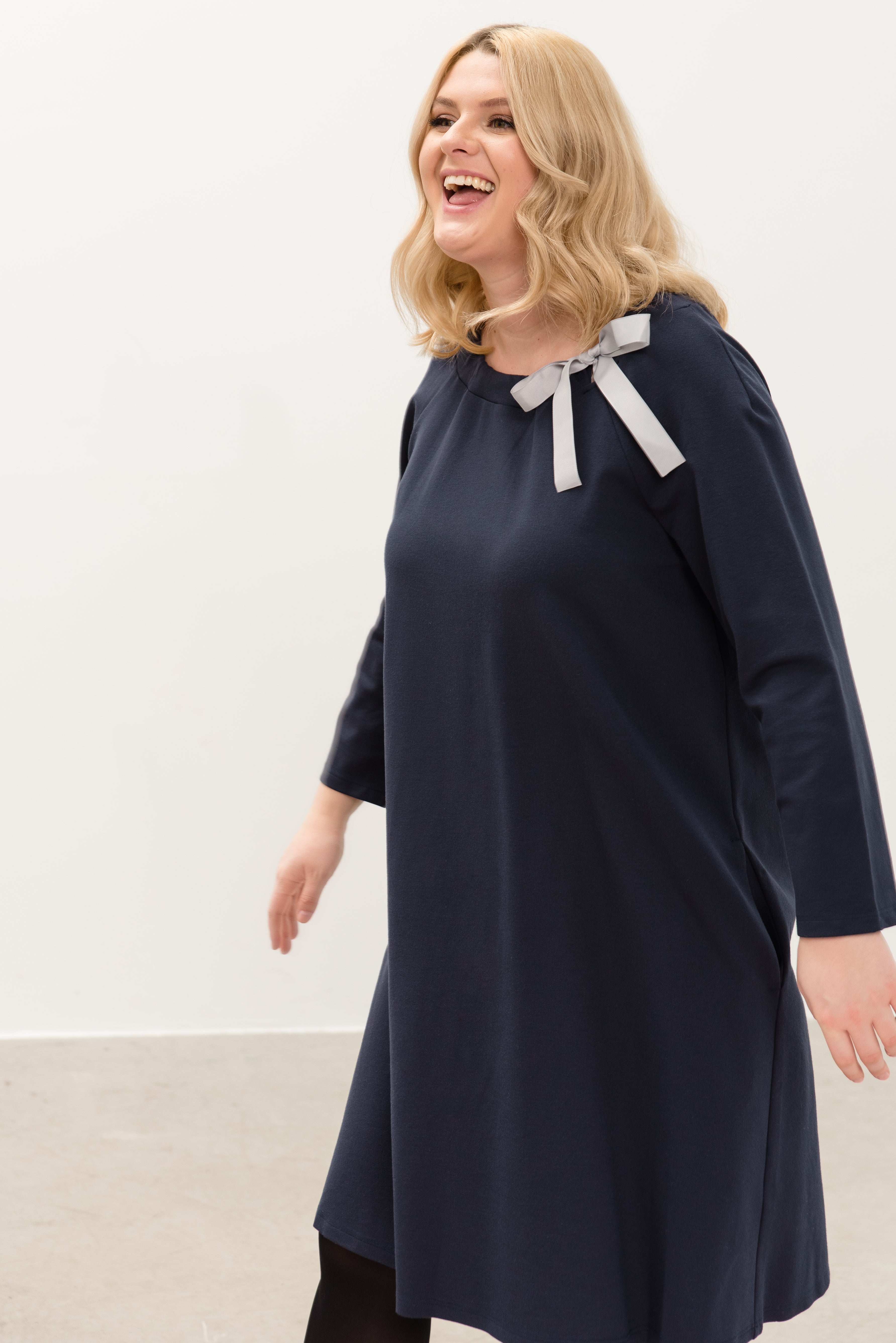 FRENCH — Italian Punto Milano Knit A-Line Dress — Deep blue#Color_Deep blue