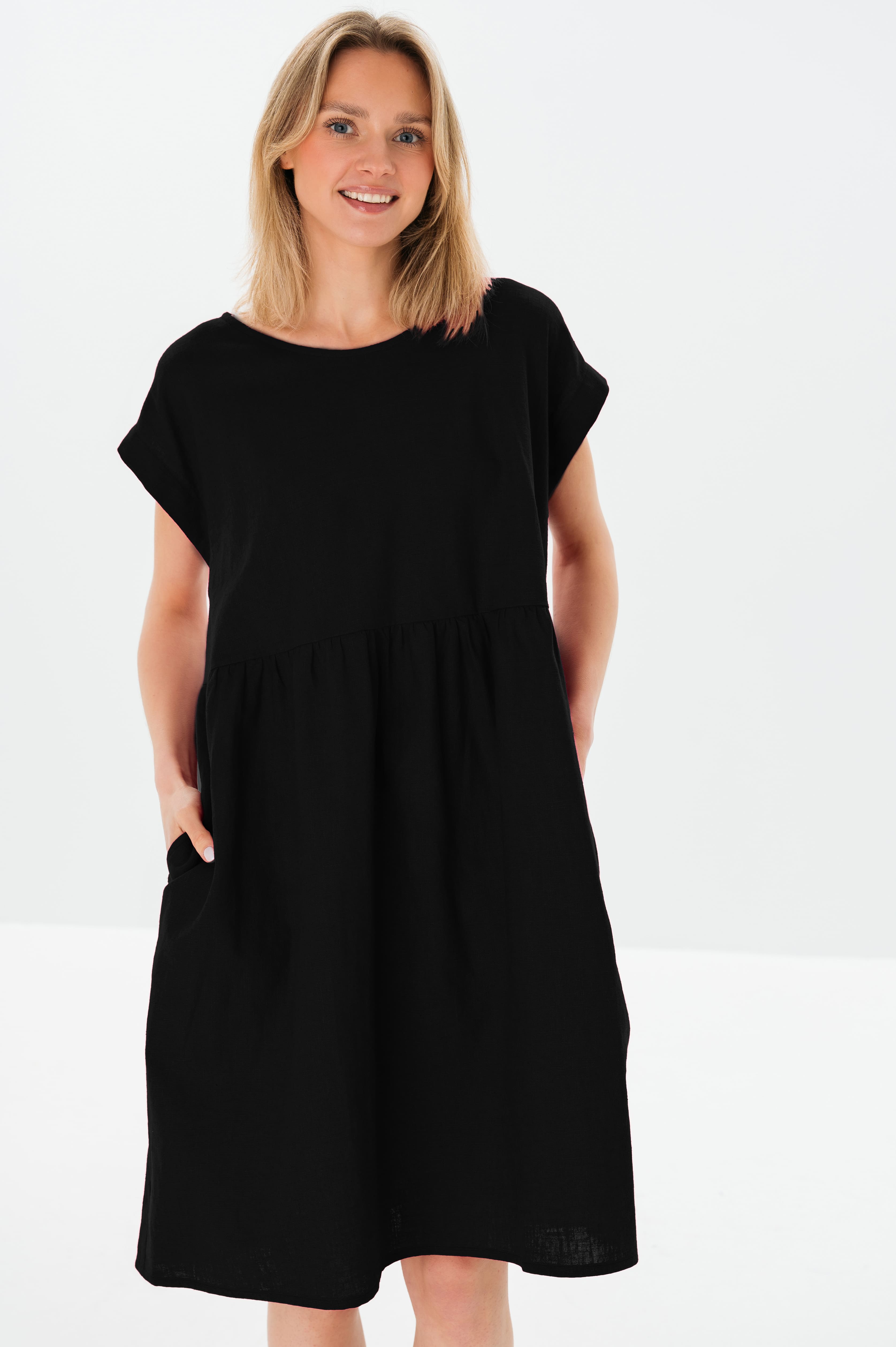 LUNA — Relaxed Linen Dress with Pockets — Black#Color_Black