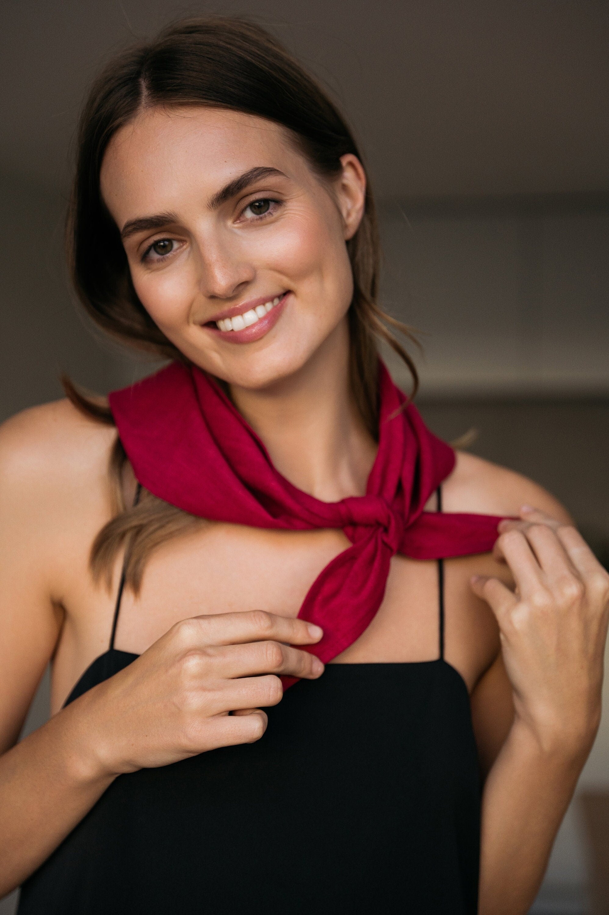NATURE — Leinen-Bandana in Kirschrot
