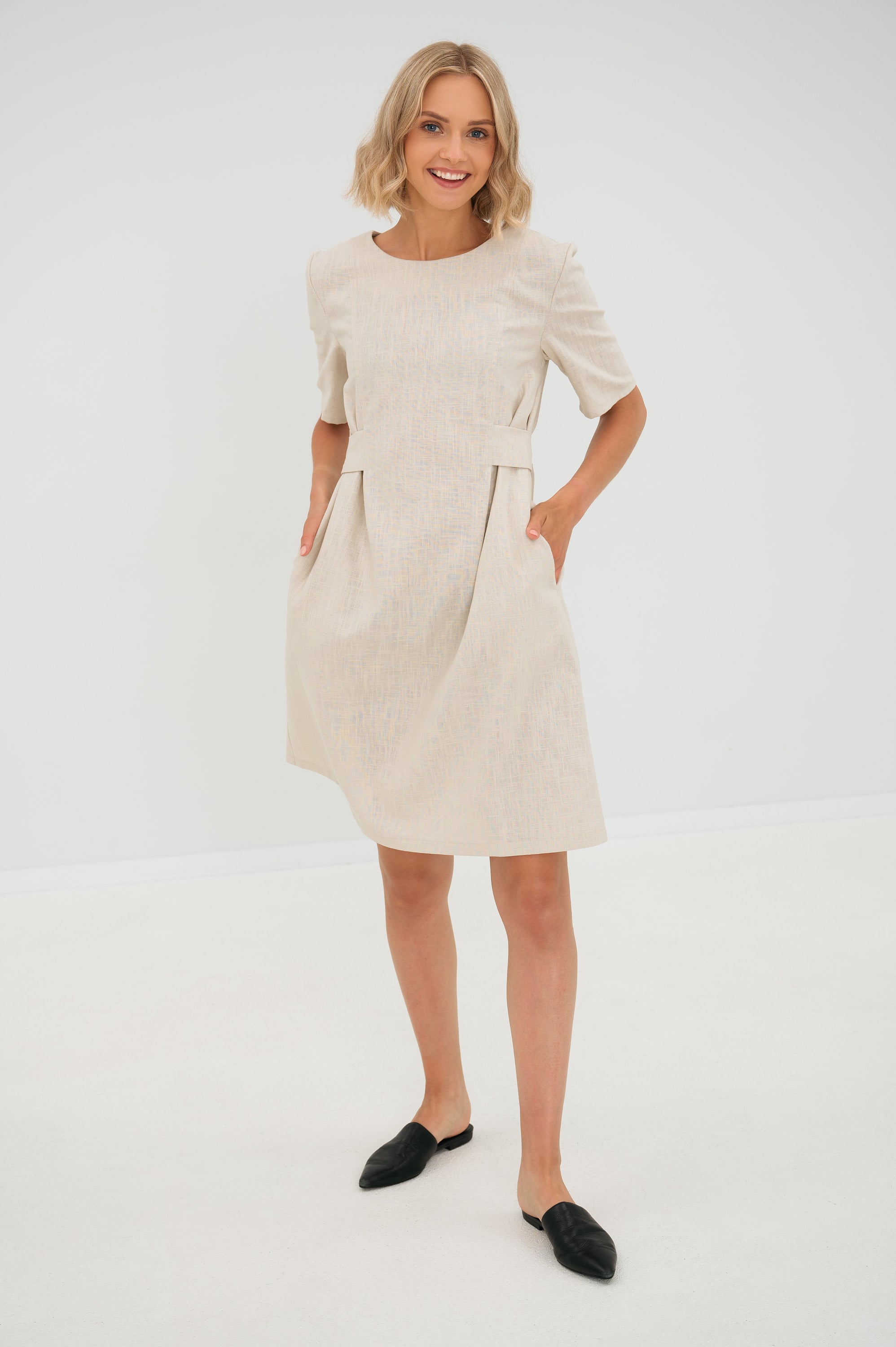 LOLITA — Robe en lin délavé, bleu profond (L)