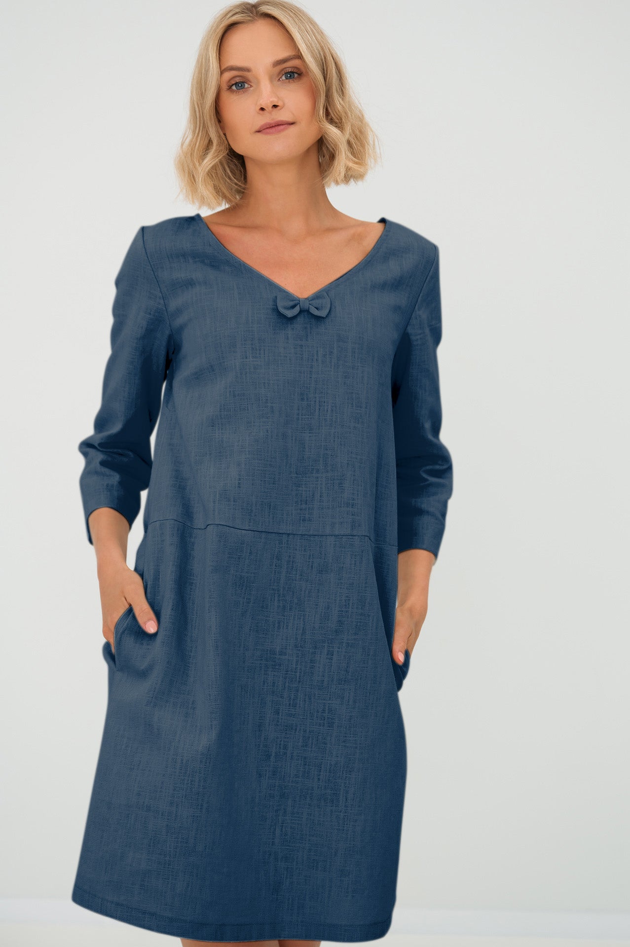Linen dress SUN — Stonewashed V-Neck Linen Above the Knee Blue#Color_Blue