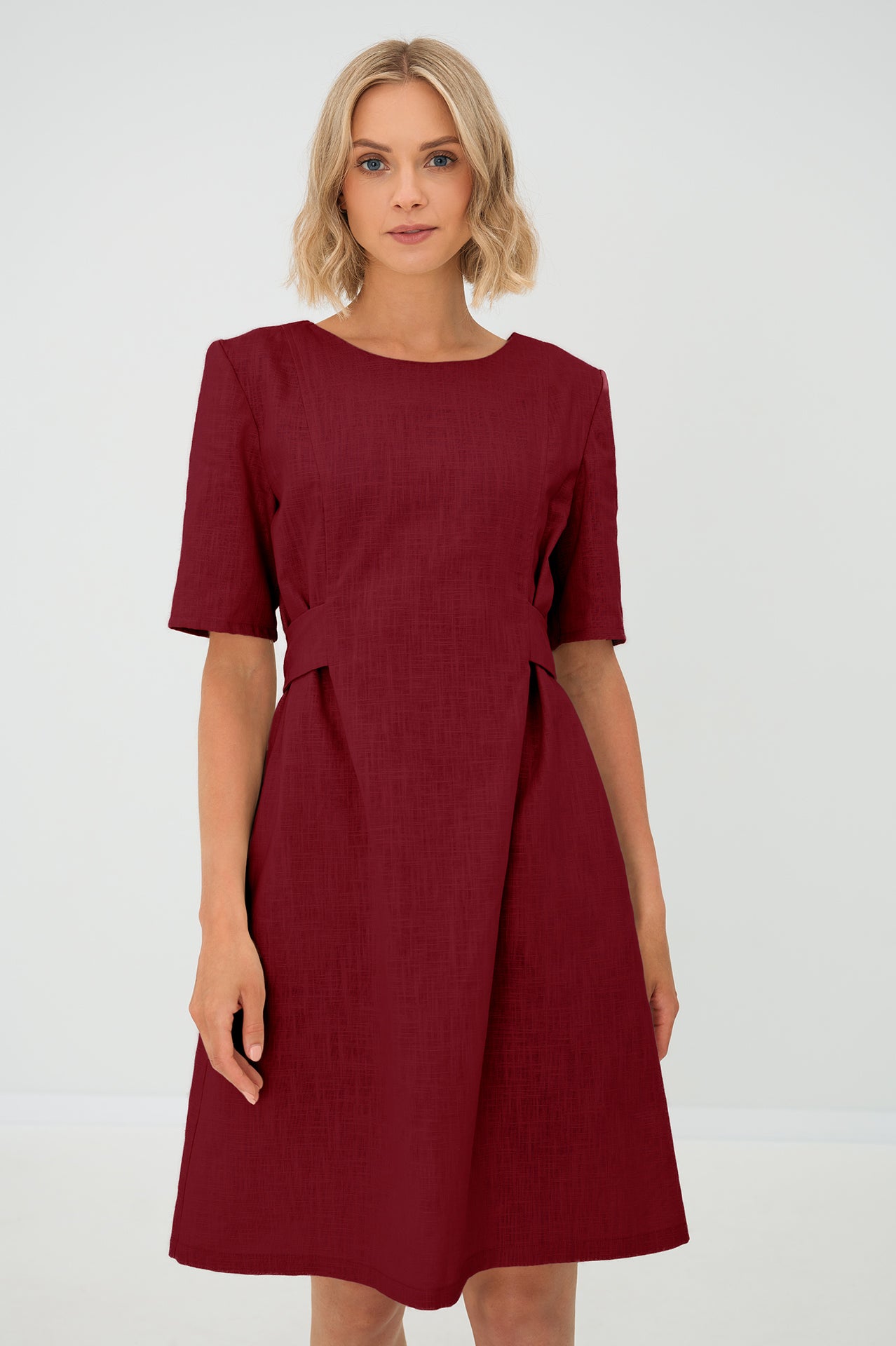 LOLITA — Kivipesty A-linjainen pellavamekko, Cerise